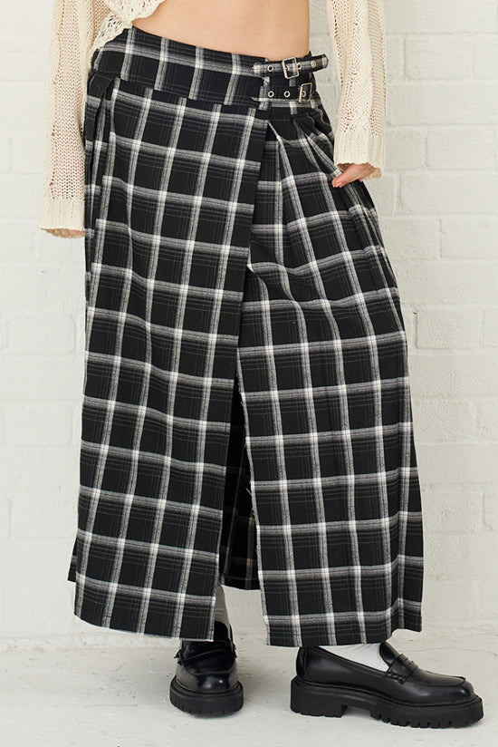 EXCLUSIVE - QUEENIE CHECK MAXI SKIRT  - VIA THE RAGGED PRIEST | Only €83 | NOW AVAILABLE TO SHOP at IAMINHATELOVE